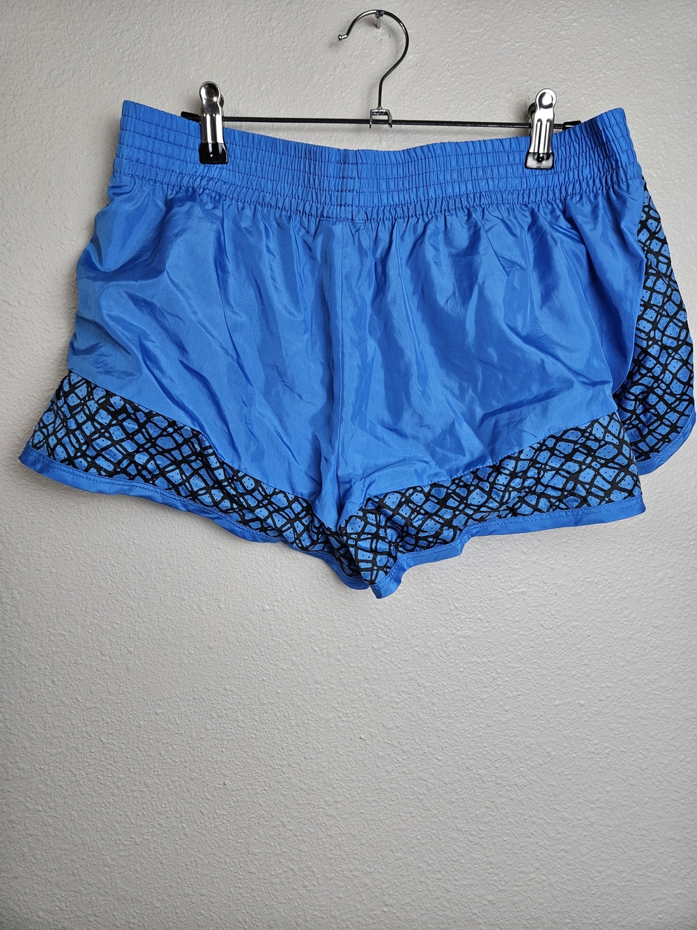 Nike Women’s Bright Blue Athletic Shorts with Black Geometric Trim Size L
